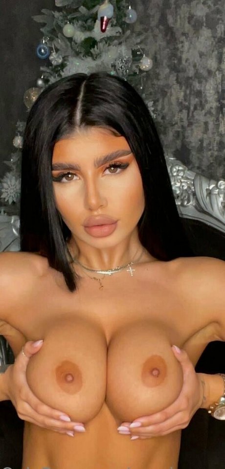 Moniquee Ass pornstar naked image