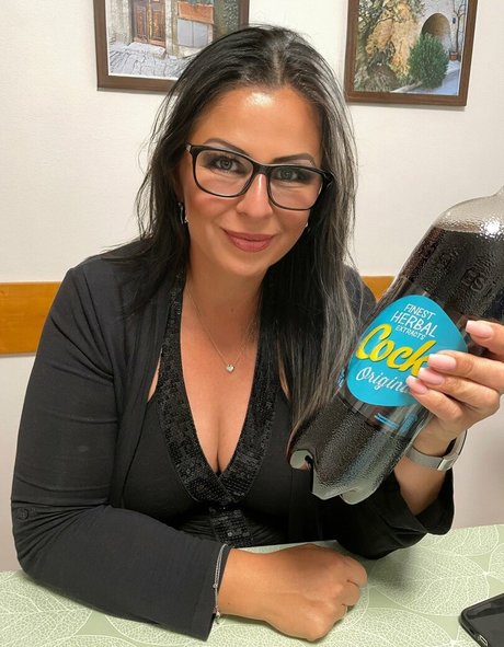 Desyra Noir nudes pornstar gallery