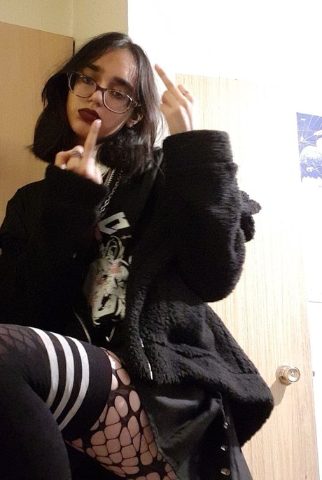 peachaven model hd image