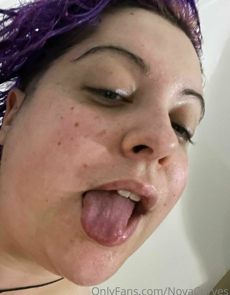 Novacurves star beautiful galleries