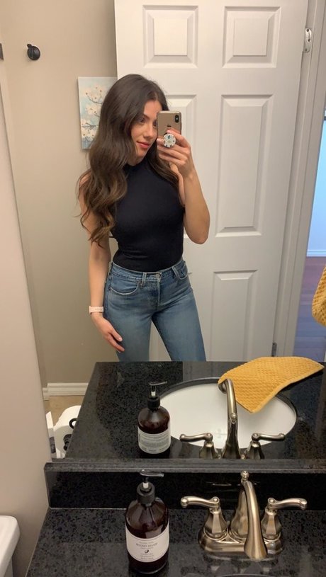 Adriana Mae nudes star archive