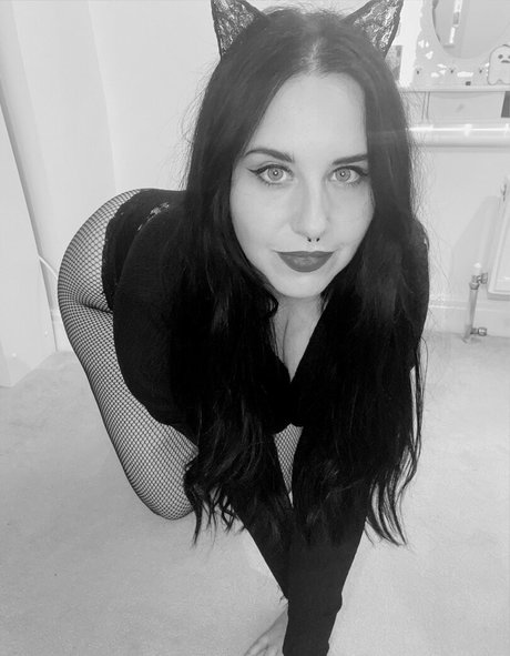 Louise daniellex exclusive pornstar pics