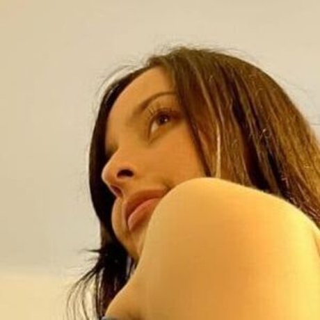 Angigss porn model picture