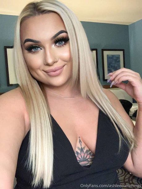 Ashlee Cummings erotic star pictures