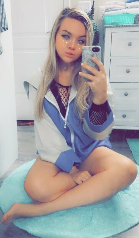 Calcosplay pornstar nudes img