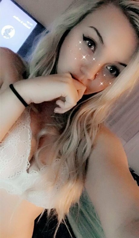 Calcosplay nude model photos