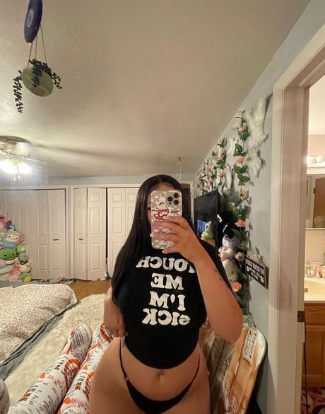 Goyard Wallet sex star pic