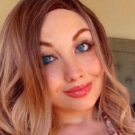 erineevee pornstar top photos