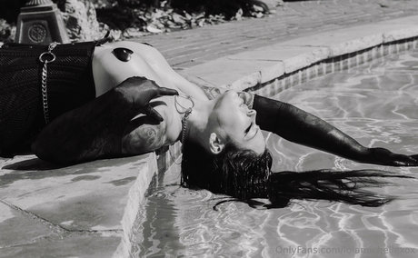 Lola Michelle nudes actress photo