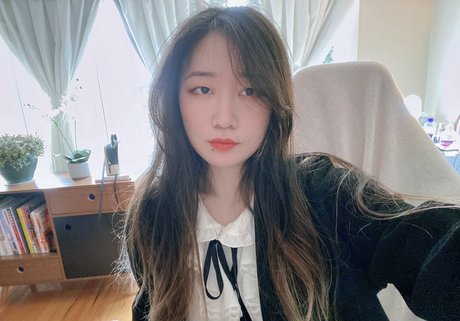 yueko exclusive actress image