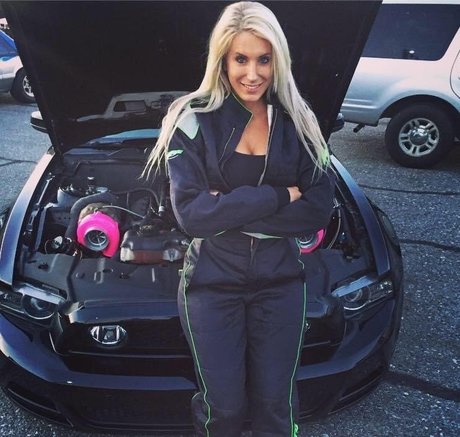 Malorie Woods pornstar image