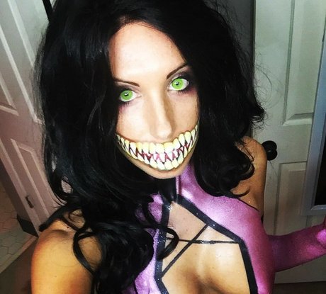 Malorie Woods pornstar free pictures