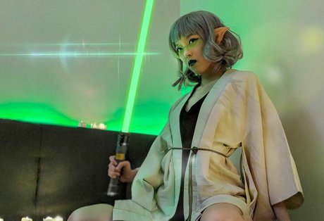 Colourmoichic model sexy img