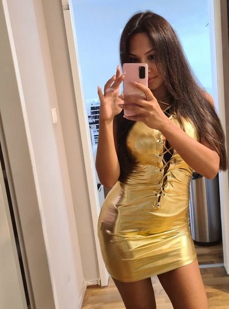 Miss Fantastic porn model pic