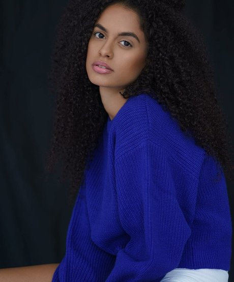 Jennifer Prado art star gallery