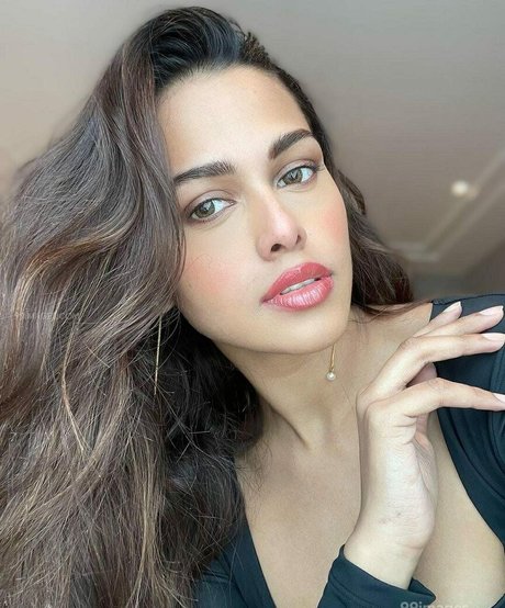 Adline Castelino star best archive