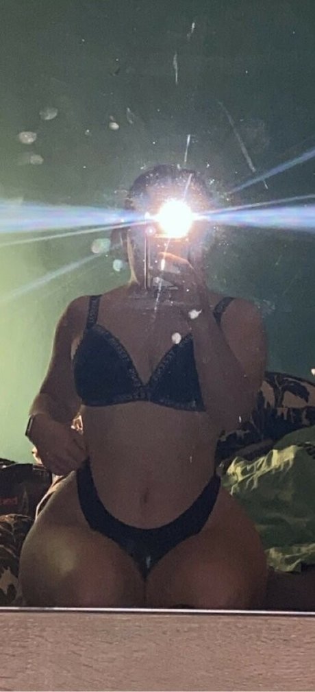 Laylaxx00 xxx model archive