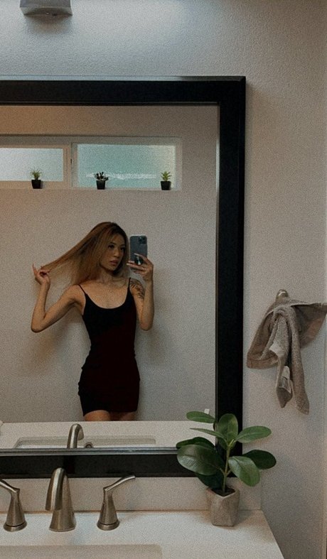 Iris Haw best star gallery