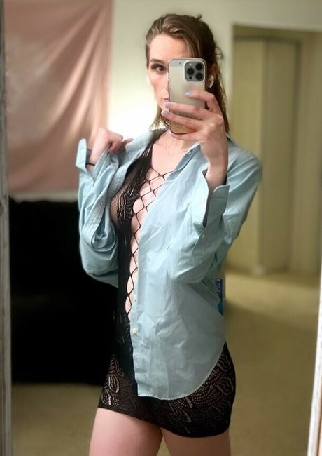 ALesserDeity hd actress img