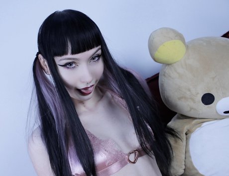 Messy nudes actress galleries