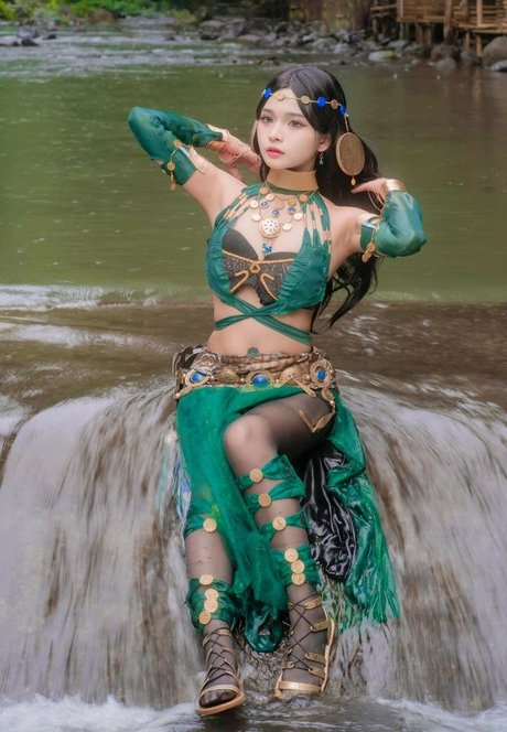 miholy model adult pictures