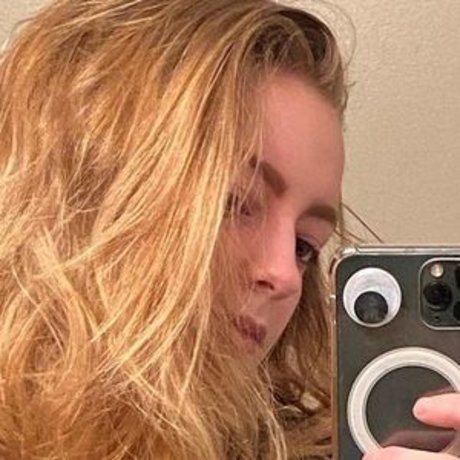 Suop nice actress galleries