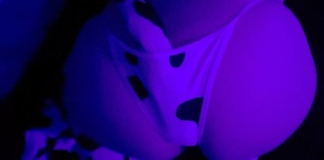 WillOWisps beautiful model pic