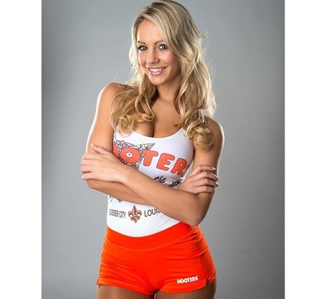 Emerald Kisses beautiful actress photos