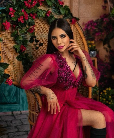 dark nipples onlyfans sexy gallery