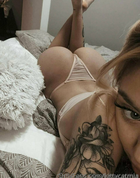 Dafni Kouneli star adult photo