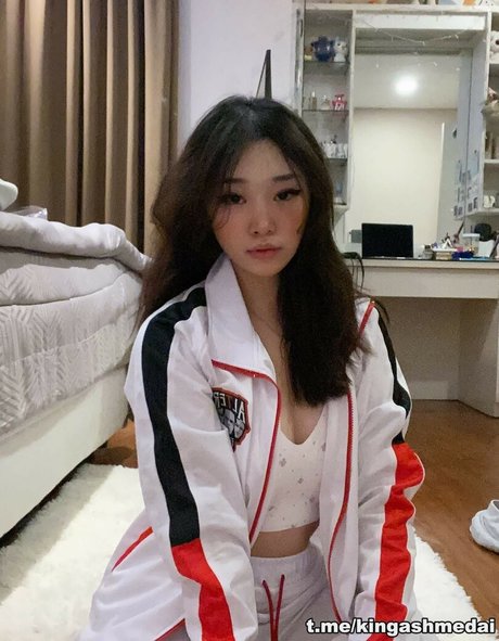 Livy Renata model sex gallery