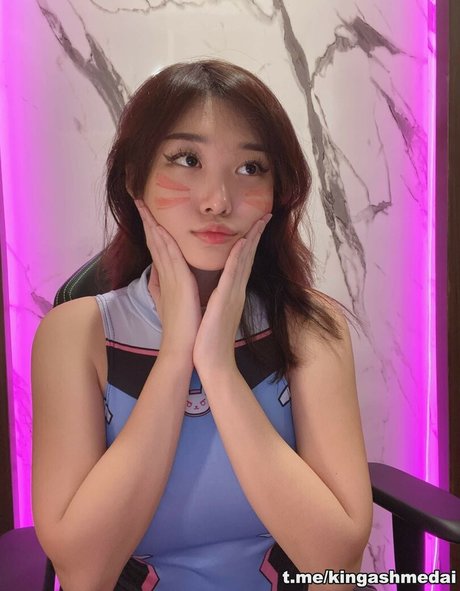 Livy Renata hd star images