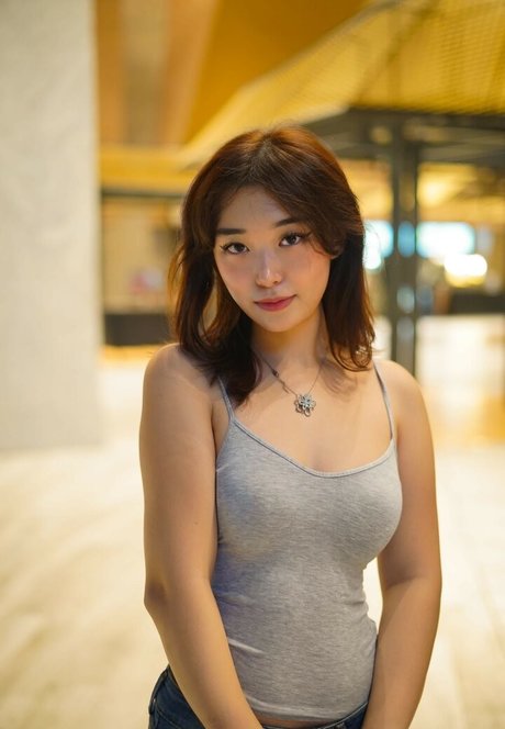 Livy Renata model high quality photo