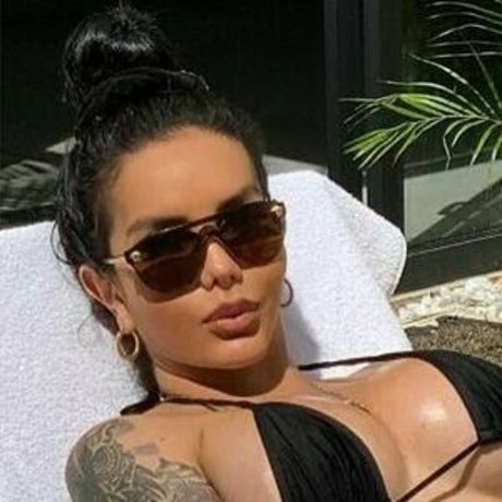 female popular onlyfans hot sexy picture