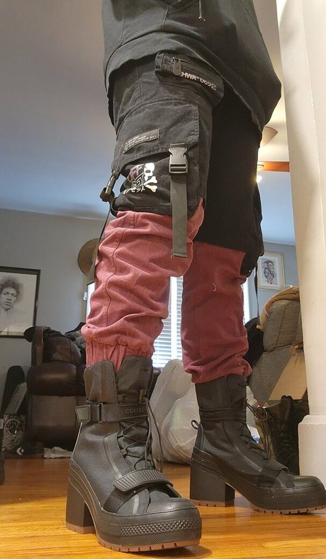 OniKanaVT free actress pic