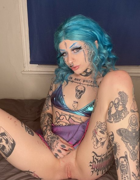 Piaisevil actress gallery