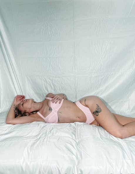 lealy47 pornstar perfect img