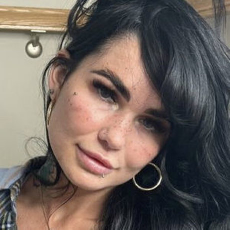 Bittersweet Belle model beautiful photo