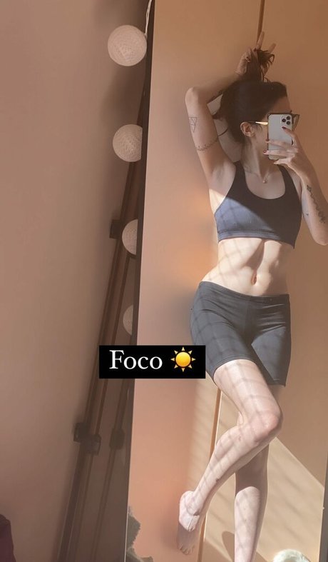 Ju Scochi model exclusive image