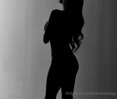 Merve Sanay star nudes galleries