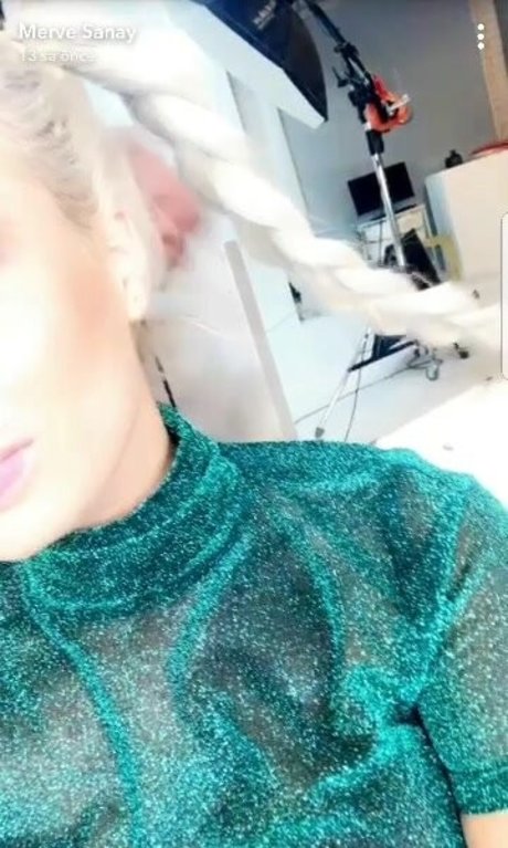 Merve Sanay hd pornstar pics