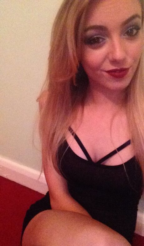 Katherine Bray nudes model pics