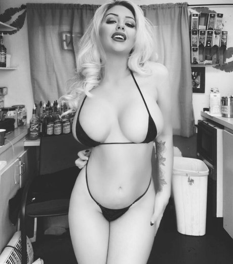 Rachel Barley star beautiful photo