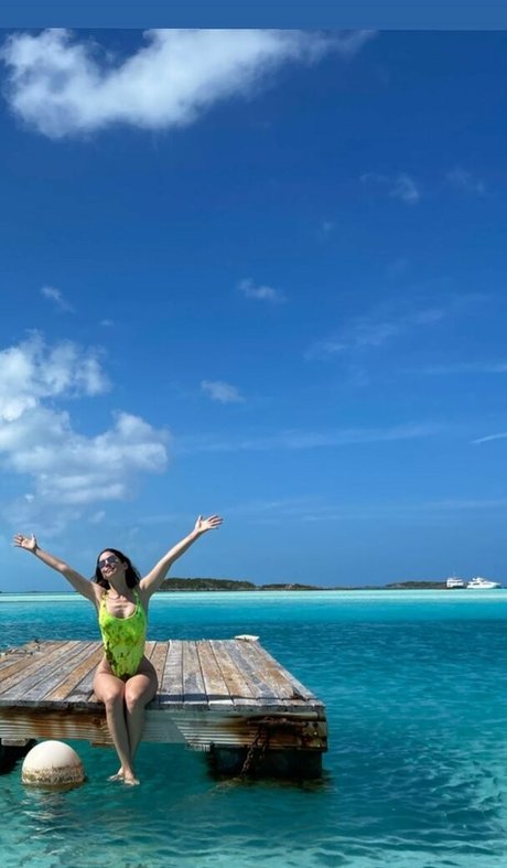 Camila Sodi perfect model picture