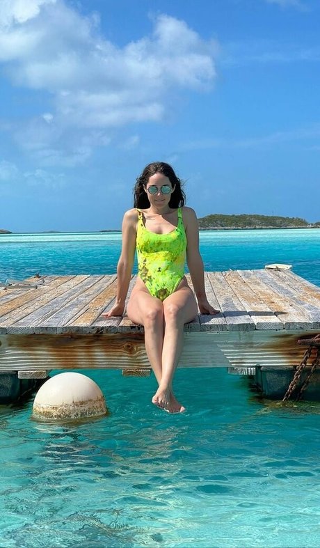 Camila Sodi porn model images