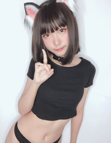 kiyomi xxx model photo