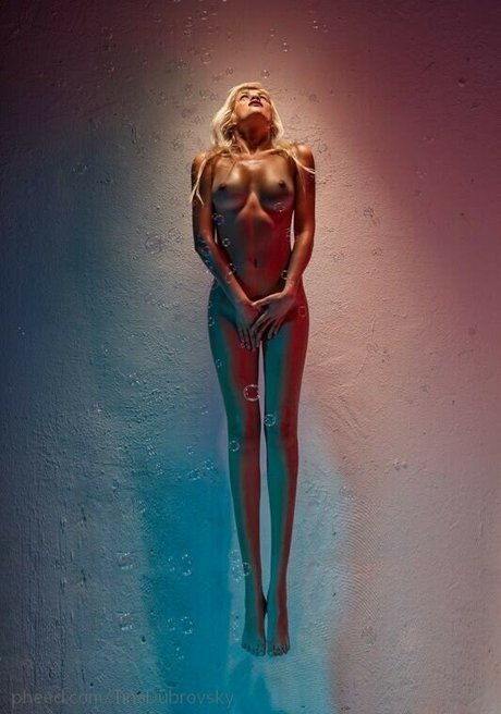 Tina Dubrosky model adult picture