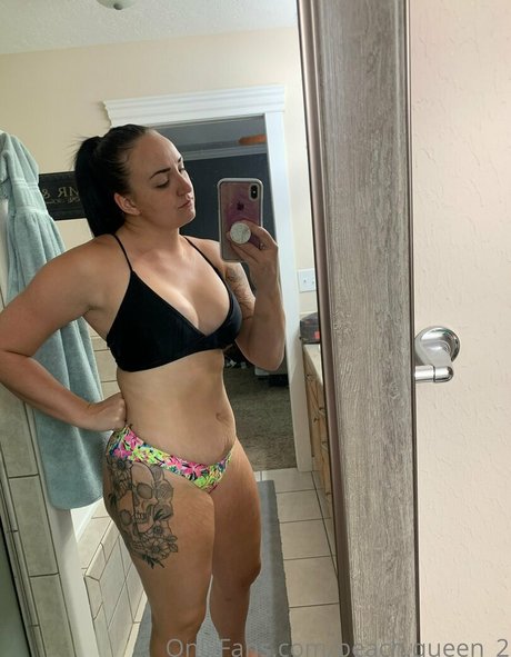 Peach Queen 2 best pornstar pics