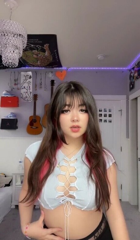 Yecamille nudes model photos