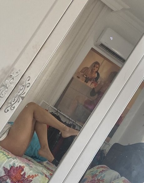 Beste Barkut xxx star photo